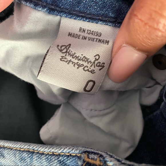 American Rag Ripped Patched Girlfriend Jeans - Picture 4 of 4